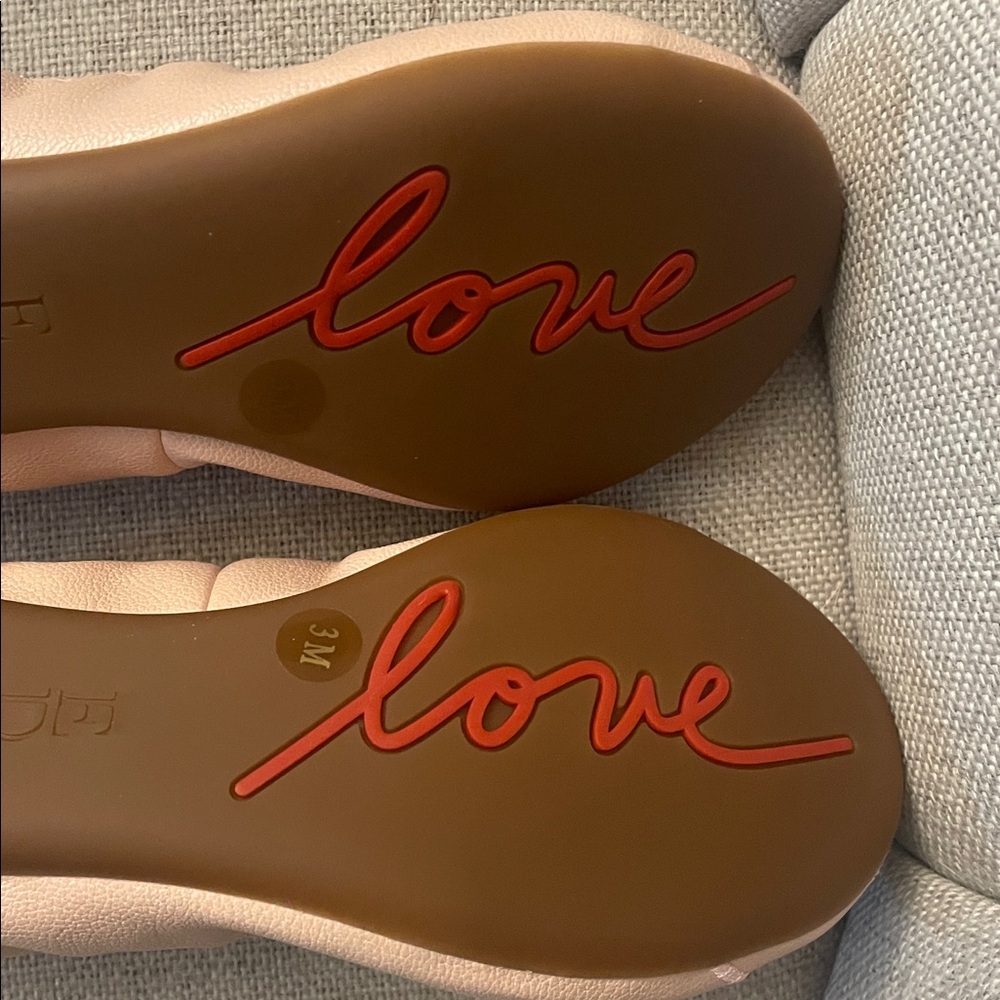 Pink Ballet Flats Girls size 3. Love script. Ellen Degeneres. - Picture 6 of 7